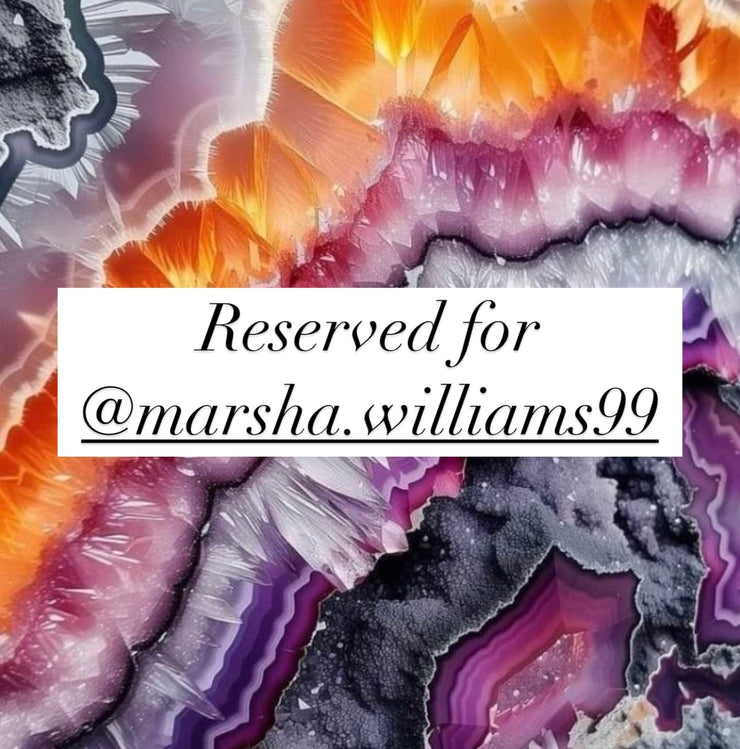 Reserved for @marsha.williams99