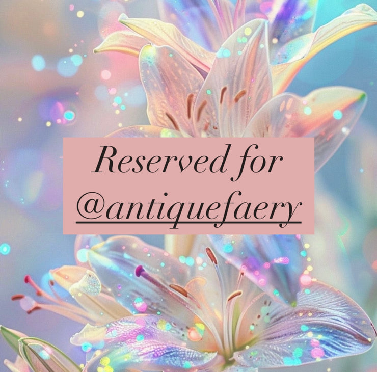 Reserved for @antiquefaery